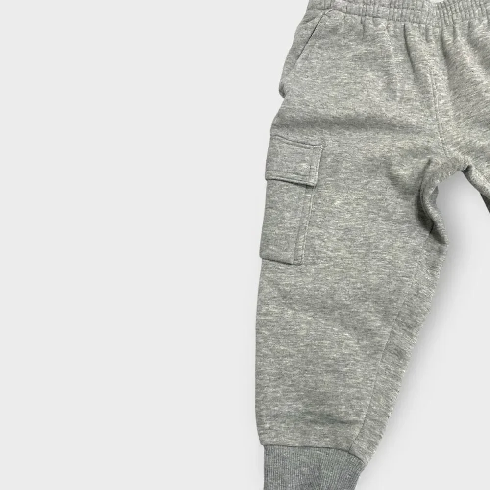 Nike Sportswear Club Fleece Cargo Pants Gray Heather Big Kids size 3-4 XS New